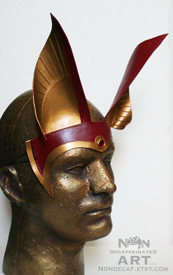 Photograph of a headdress